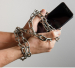 נומופוביה: לא מסוגלים לנשום בלי הסמארטפון-תמונה